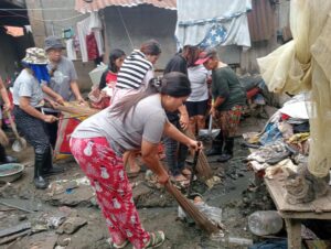 Read more about the article WOMEN of #sclr: Mangga Uno Women’s Association leads group clean-up in Barangay Tubod, Iligan City